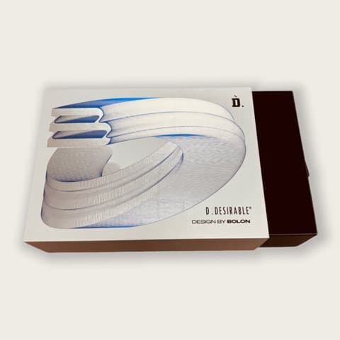 Drawer-style color-printed headphone box